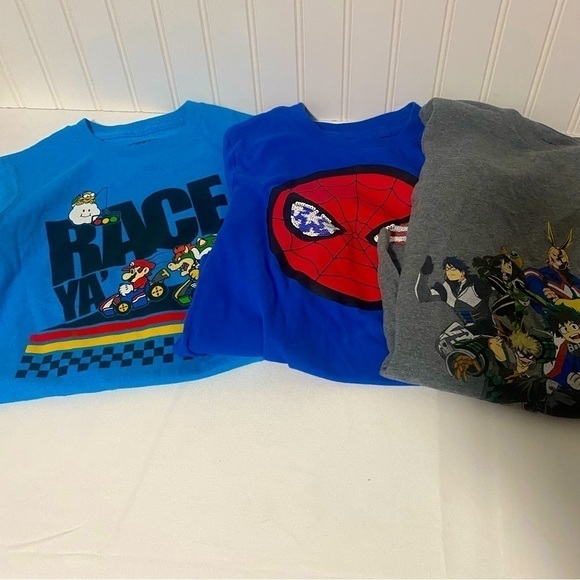 Boys Lot of (4) Shirts S/M - Picture 1 of 4